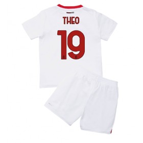Baby Fußballbekleidung AC Milan Theo Hernandez #19 Auswärtstrikot 2022-23 Kurzarm (+ kurze hosen)